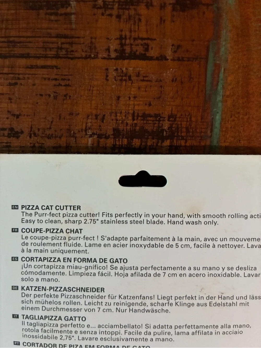 Kikkerland Black Cat Pizza Cutter